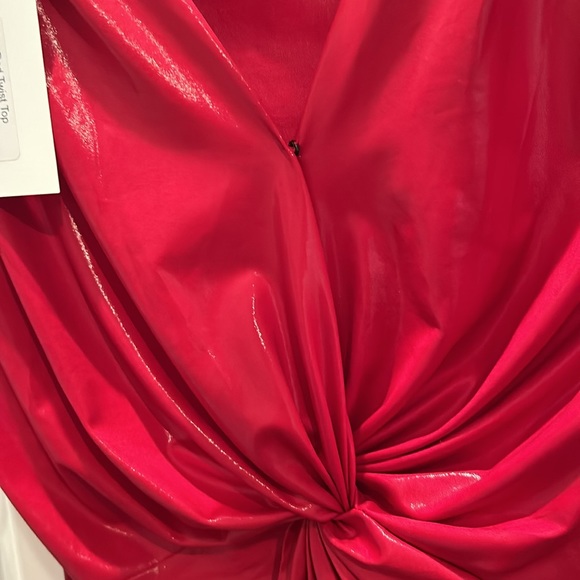 NWT Red twist top boutique - Picture 5 of 8